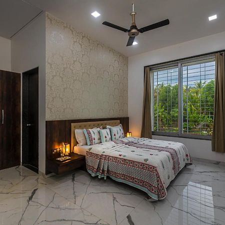 Saffronstays Odyssey, Karjat - 10 Acres Pet-Friendly Estate With Swimming Pool Chinchavli Ngoại thất bức ảnh
