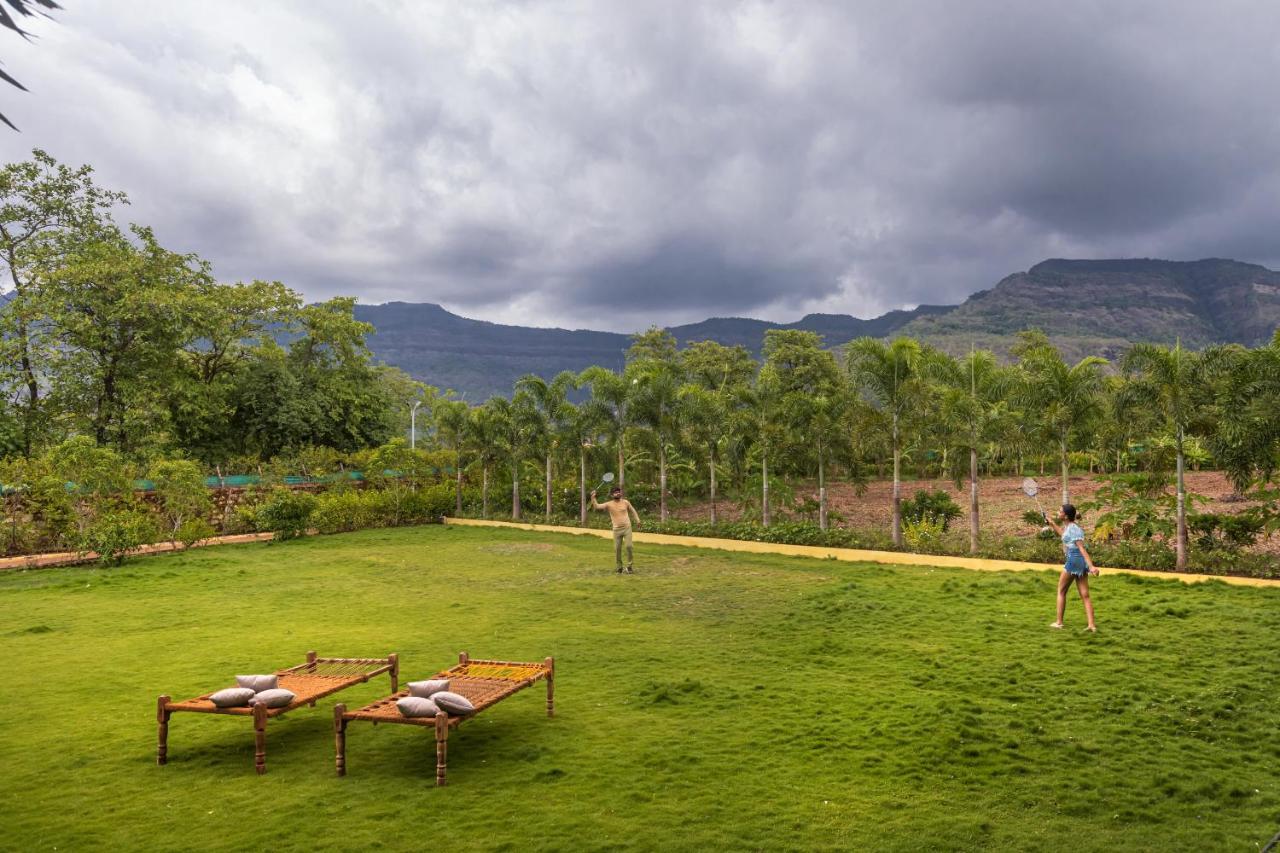 Saffronstays Odyssey, Karjat - 10 Acres Pet-Friendly Estate With Swimming Pool Chinchavli Ngoại thất bức ảnh